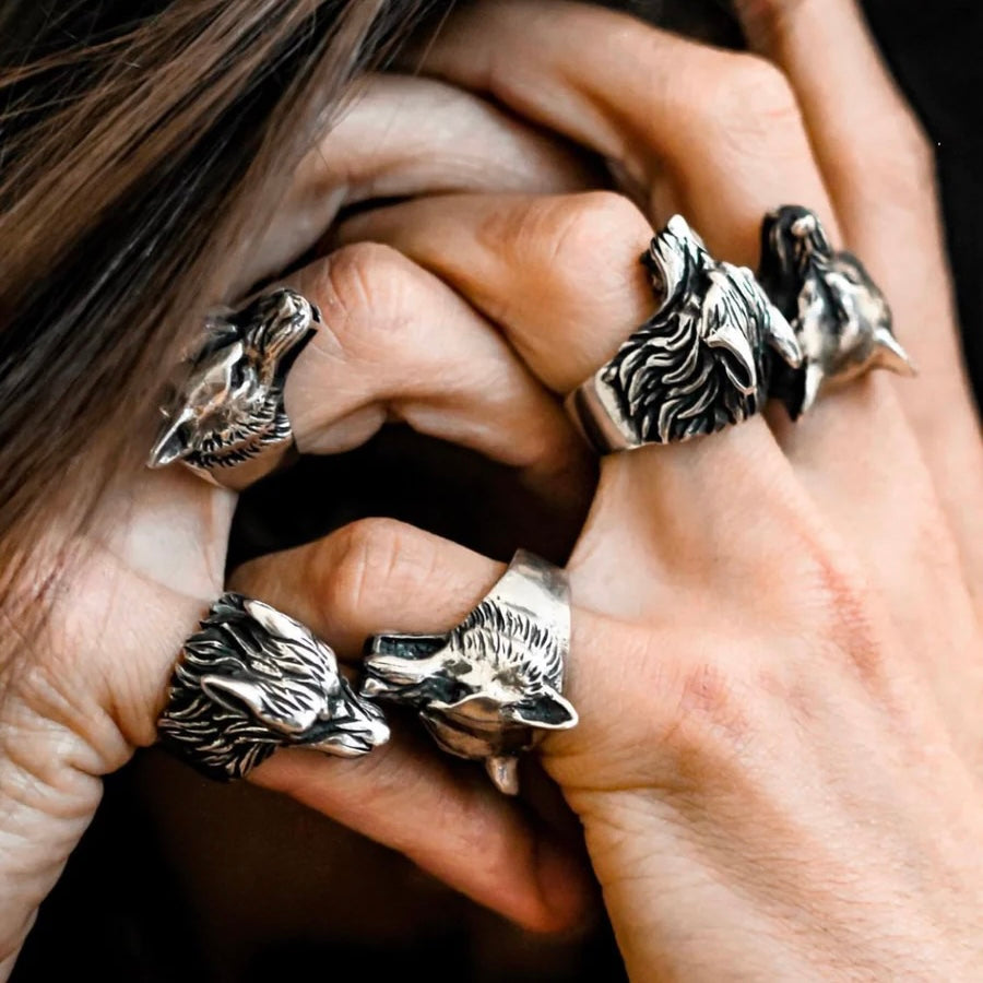 Wolf Silver Ring