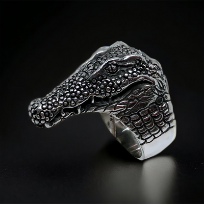 Crocodile Silver Ring