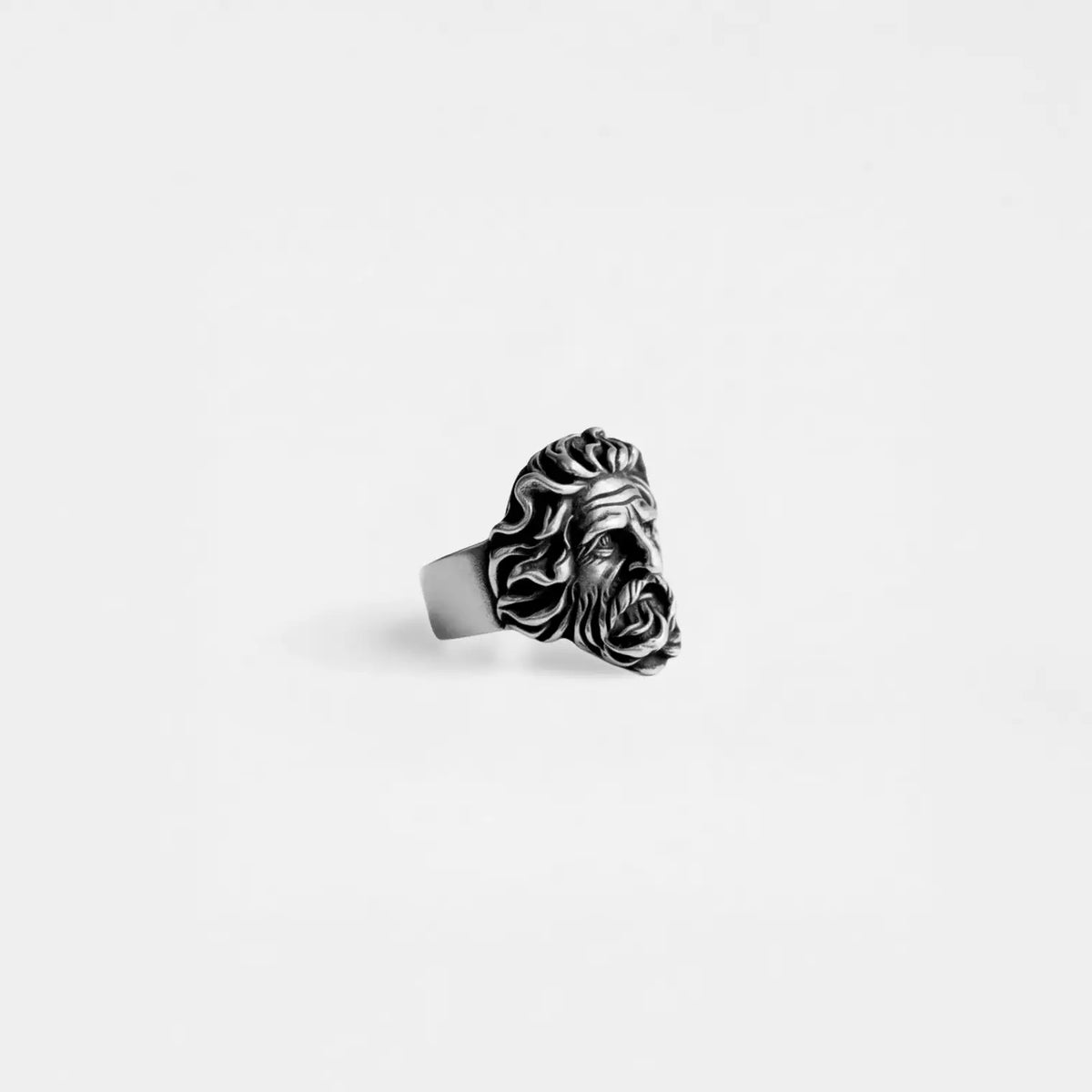 Zeus Ring