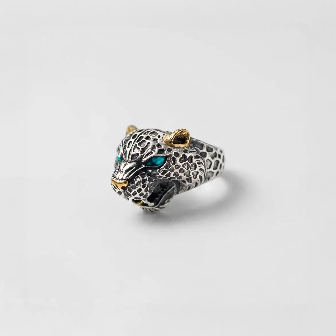 handcrafted Jaguar silver ring for men with turquoise inlays, jaguar ring for men