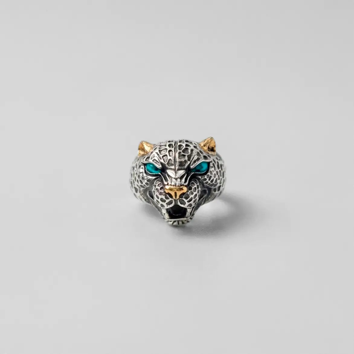 handcrafted Jaguar silver ring for men with turquoise inlays, jaguar ring for men