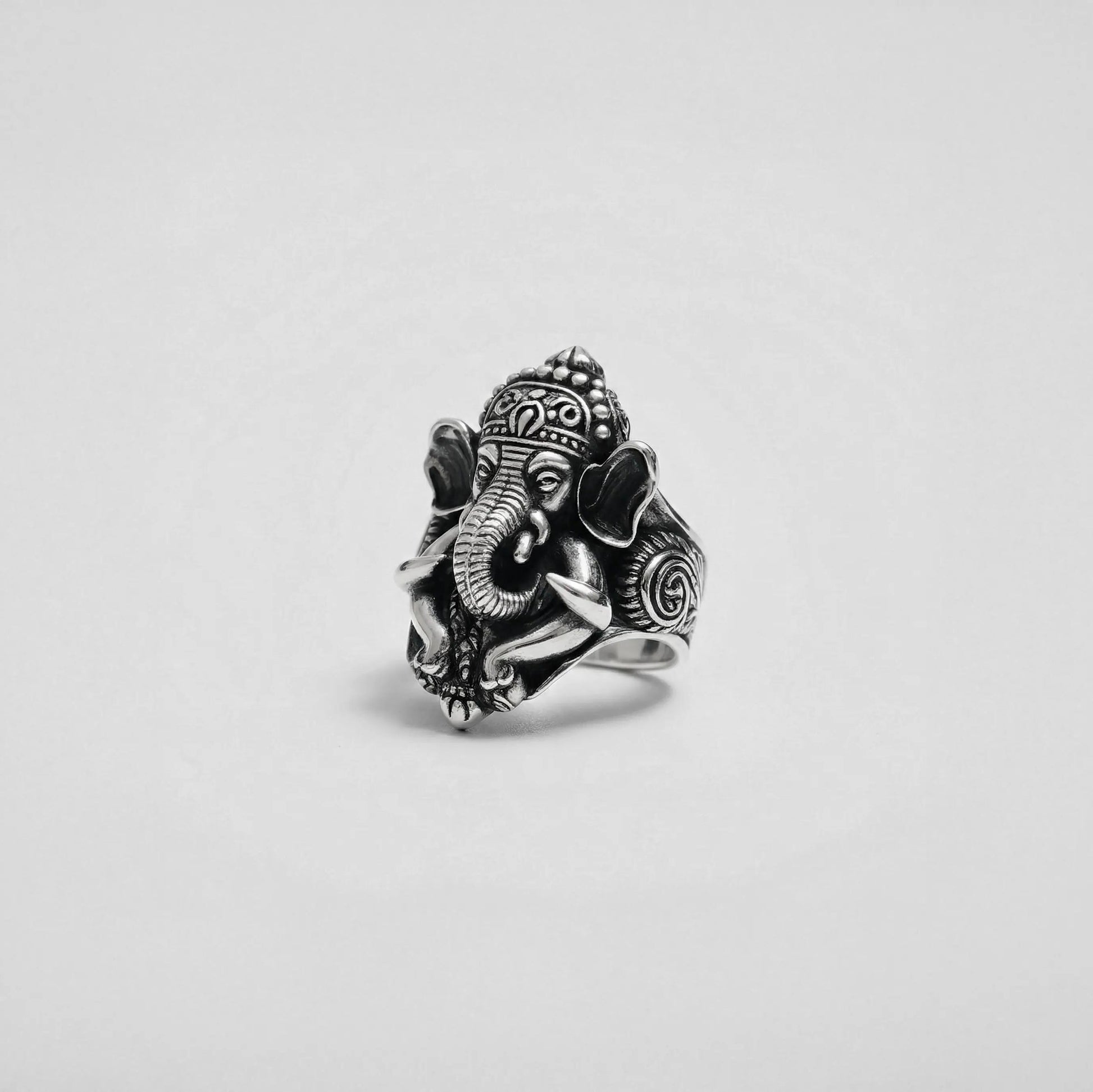 Handcrafted Ganesha silver ring for men. jewelry inspried in ancient cultures