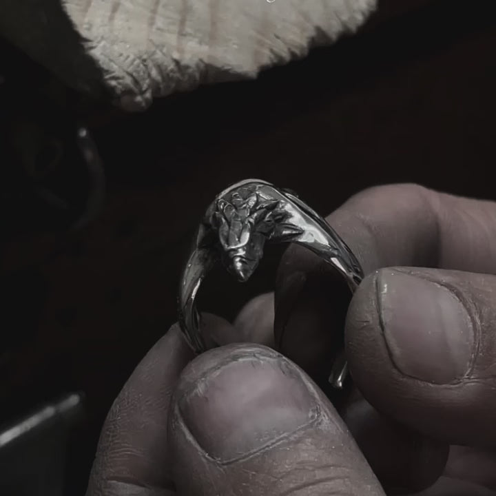 elaboration process for the eagle silver ring 