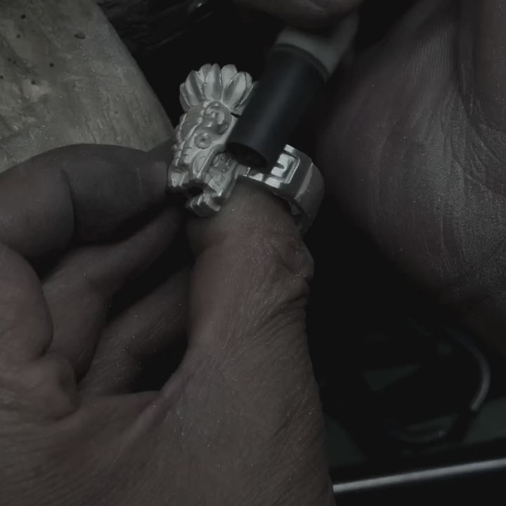 video of the elaboration process for the quetzalcoatl ring